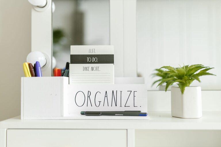 Simple Ways to Reduce Household Paper Clutter Quickly